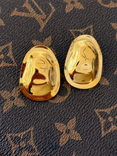 LISA EARRINGS