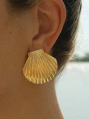 Cèpe 18K Gold Non-Tarnish Shell Studs: Yellow Gold